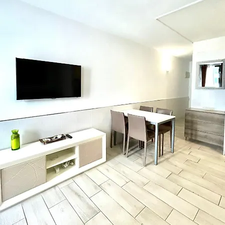 Optimist Playa de las Américas